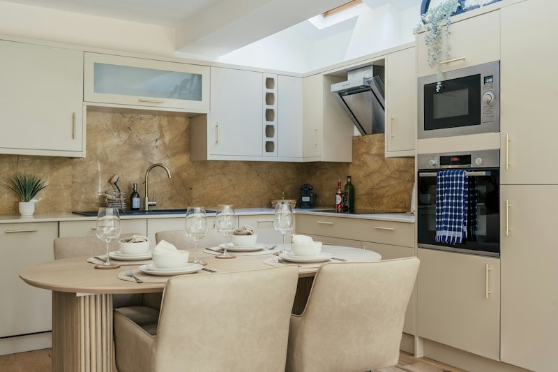 Battersea Bolthole additional image