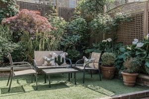 Battersea Bolthole image 2