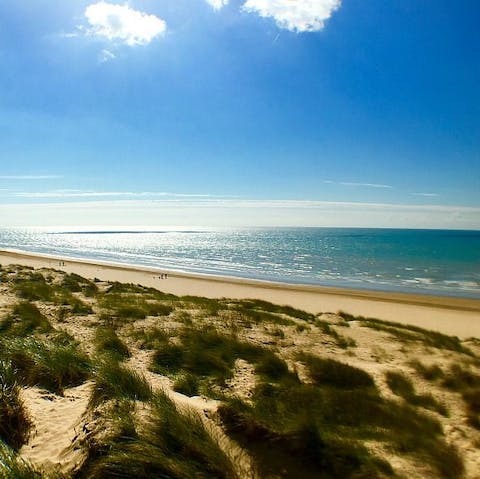 Stay just a short walk from Camber Sands 
