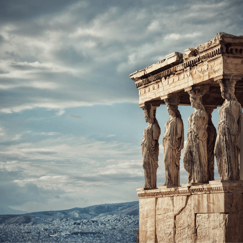 Stay in the Exarxeia neighourhood, close to the city's historical landmarks