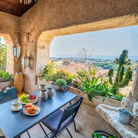 Begin your day with panoramic views across the Antibes coastline  