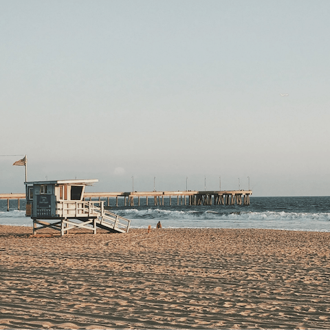 Stay in Venice Beach, Los Angeles