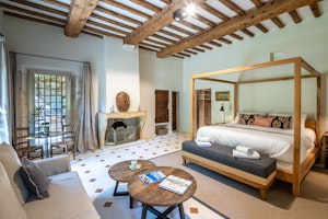 Luberon Living image 11