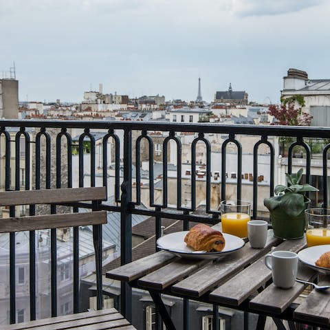 Soak up those vistas of Paris over breakfast