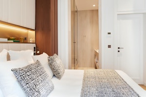Haussmann Elegance image 12
