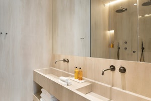 Haussmann Elegance image 2