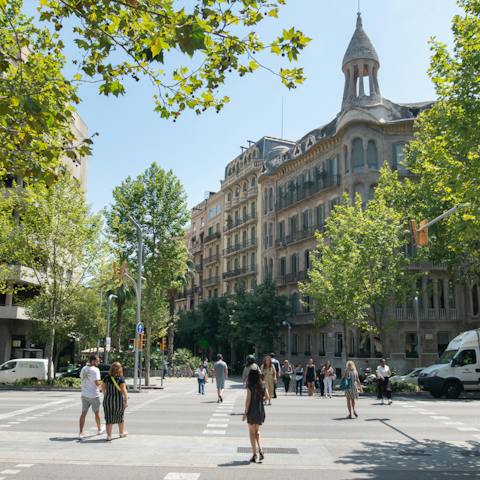 The position between Eixample and Gràcia