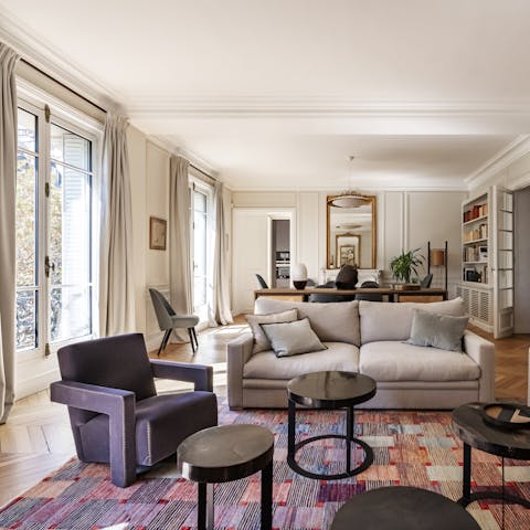 Make yourself at home in this elegant, refined apartment