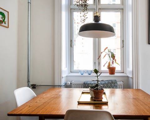 This charming nook in the kitchen