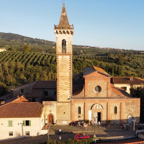 Visit the historic town of Vinci – just 7km away