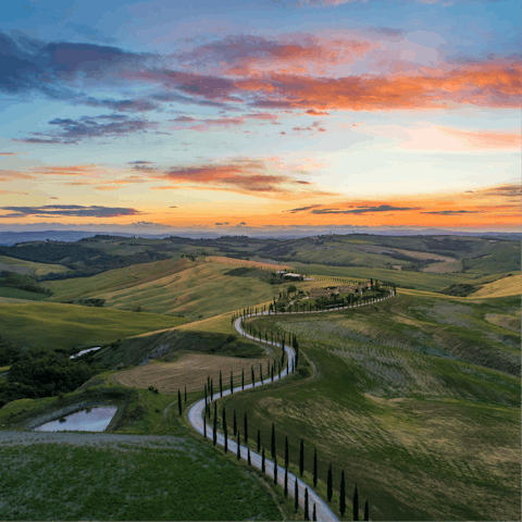 Fall in love with the rolling hills of Tuscany as you drive thirty-minute towards Vetta Monte