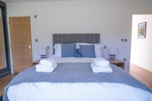 The Somerset Escape image 6