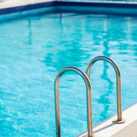 Start your morning with a swim in the communal temperature-controlled pool