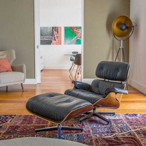 Get comfortable on the wonderful Eames lounge chair