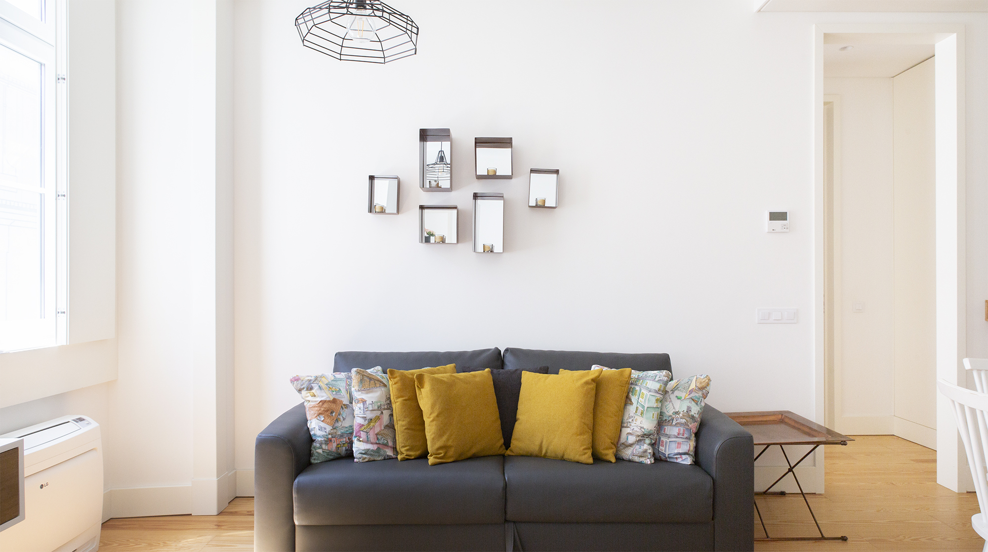 Snuggery Lisbon Lisboa Portugal Venue Report