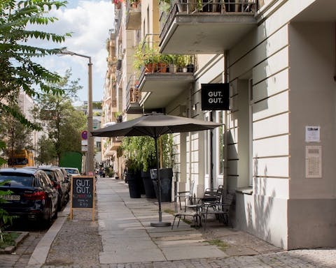 Located in a calm part of Mitte