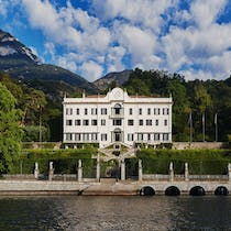 Explore the gardens of Villa Carlotta