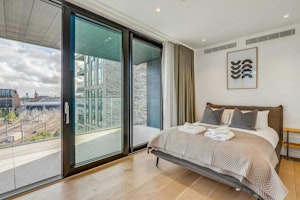 Comfort & Colour image 11