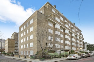 A Kensington Point of View image 13