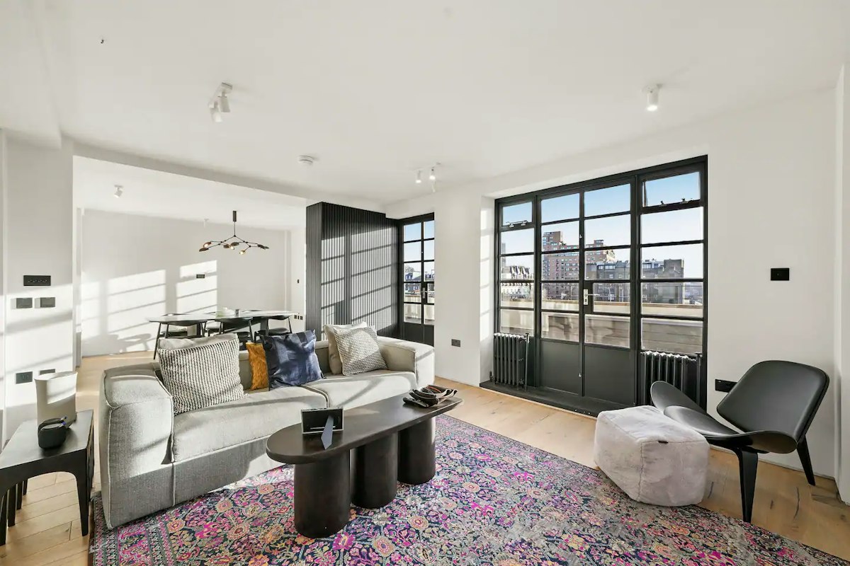 A Kensington Point of View