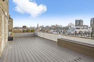 A Kensington Point of View image 11