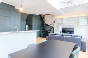 Garden Loft Reverie image 14