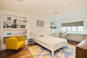The Willow Court image 11