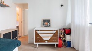 An Ochre Touch image 3