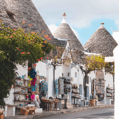 Take advantage of the complimentary guided tour of Alberobello