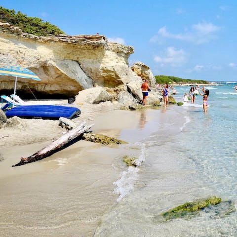 Visit the Apulian beaches 5 kilometres away 