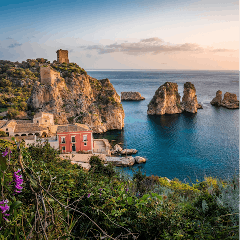 Explore the beautiful Sicilian coastline from your position in Piana di Licata 