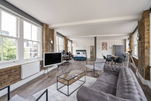 The London Loft image 10