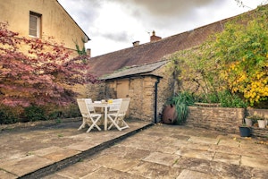 Wisteria Hollow image 11