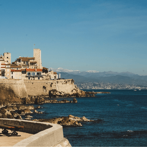 Explore the beauty of Antibes, right on your doorstep