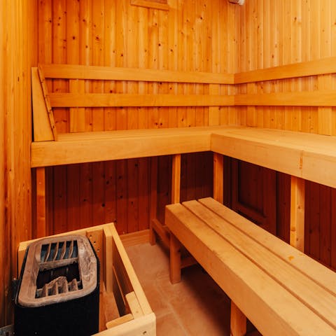 Start the day with a session in the sauna or steam room