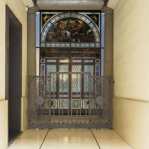 The beautiful entrance to the palazzo