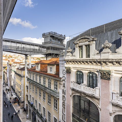Lap up views of the Edifício Grandella and Santa Justa Elevator from your windows