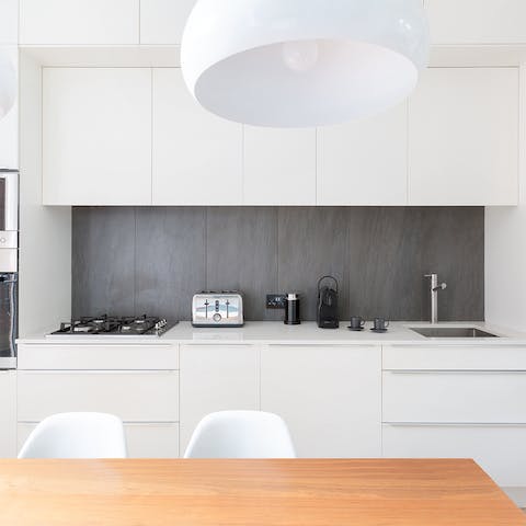 The modern & stylish kitchen