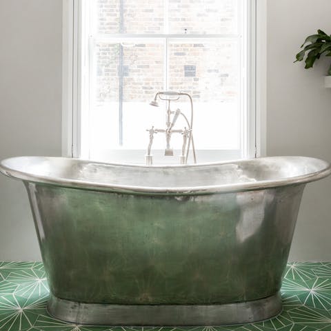 Take some time for yourself and luxuriate in the stunning freestanding tub