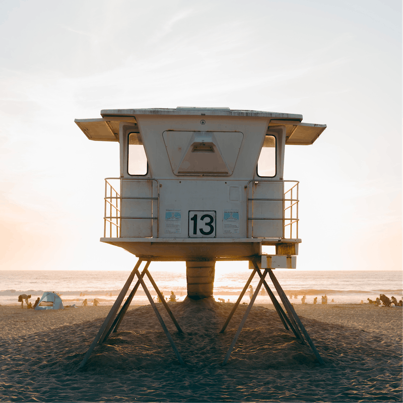 Walk three minutes to the sand, swimming and surf of Mission Beach