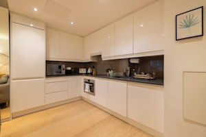 Marylebone Glow image 12