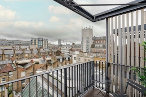 Moments in Marylebone image 9