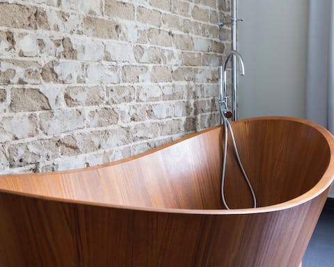 This luxurious wooden bathtub
