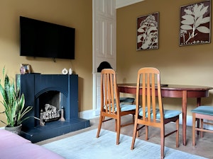 Cobblestone Manor image 13