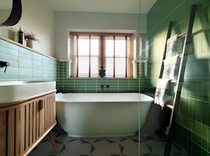 Cobblestone Manor image 3