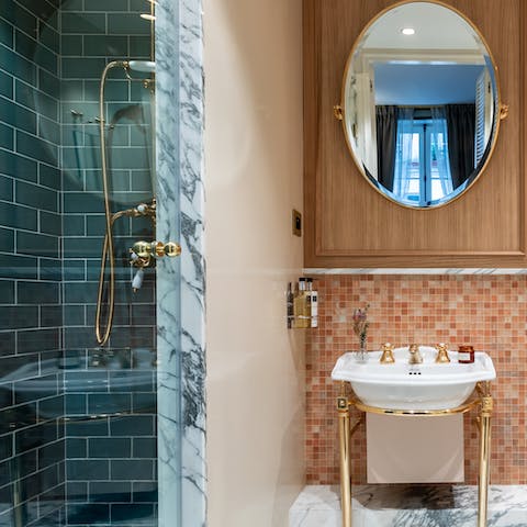 Luxurious hotel-style bathroom