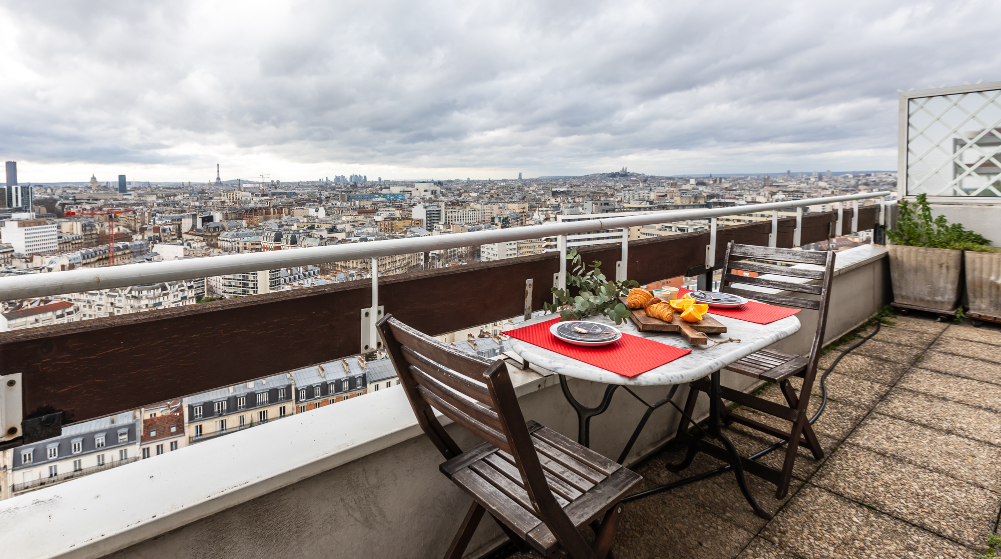 Juliet's View, Paris, France Plum Guide