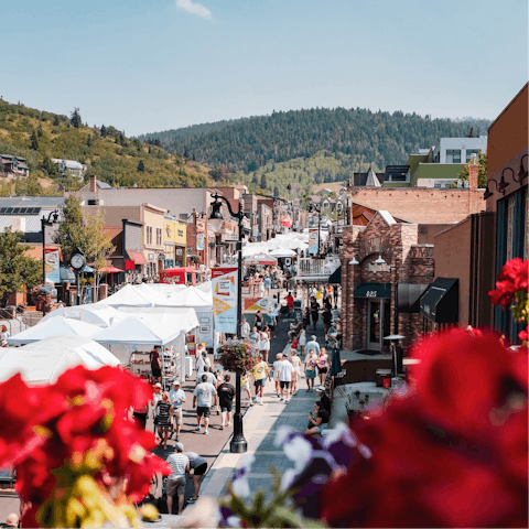 Walk ten minutes to the shops, bars and restaurants of Park City's Main Street