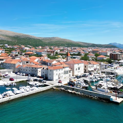 Explore beautiful Croatia, including Seget Donji