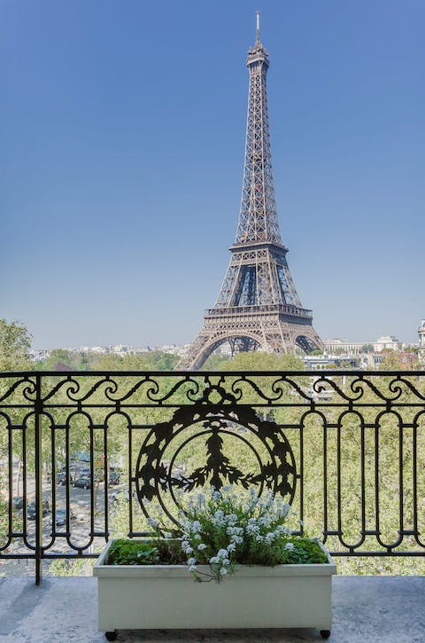 Eye-popping views of the Eiffel Tower